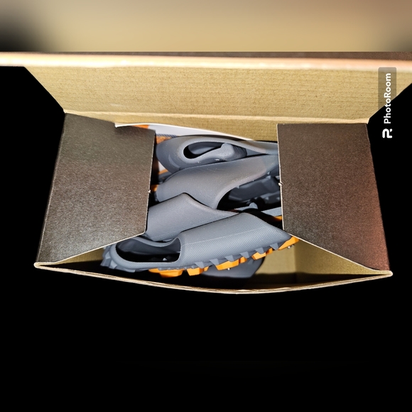 NWT Winter Walking Ice Cleats - Picture 2 of 4